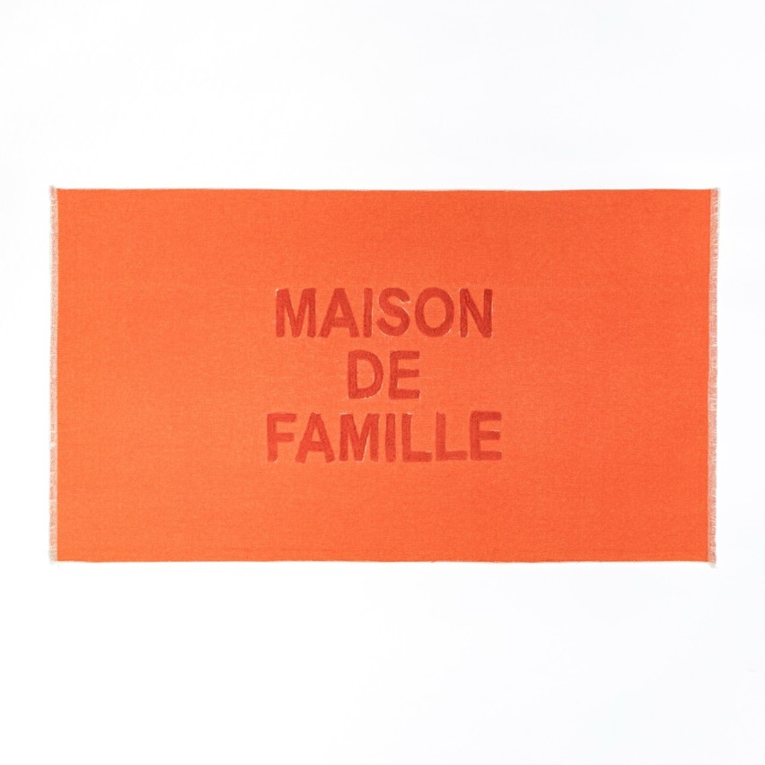MAISON DE FAMILLE RUG