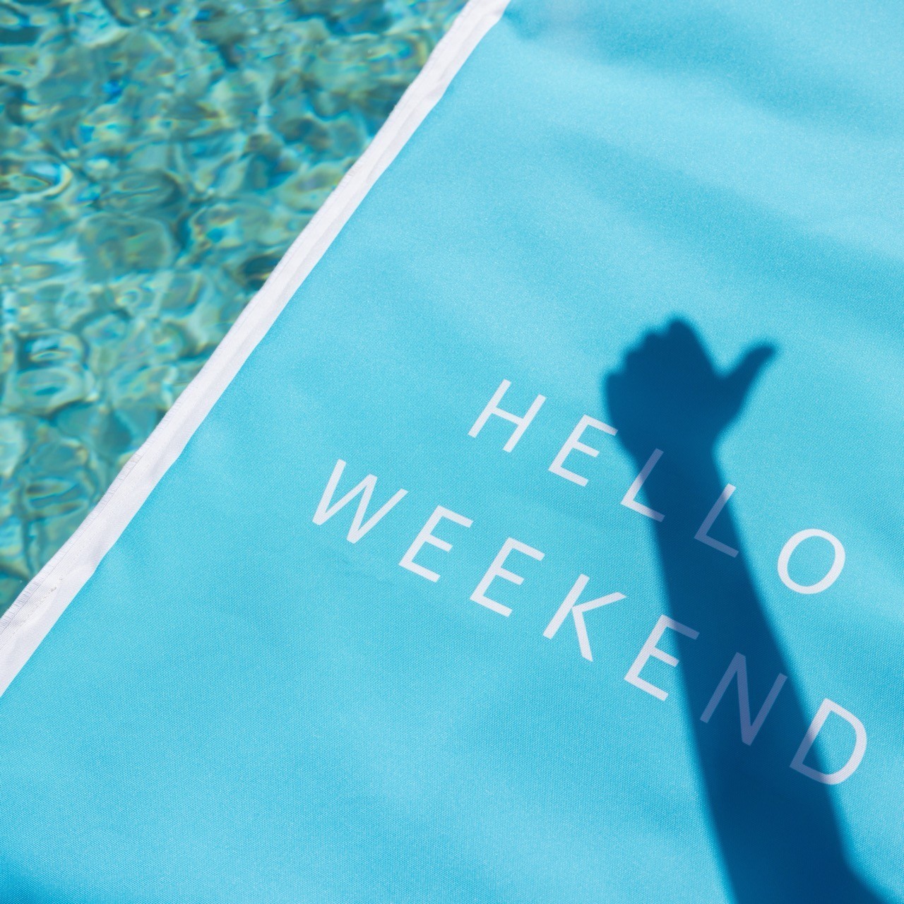 HOUSSE DE PISCINE OUTDOOR "DEHOUSSABLE" HELLO WEEK-END